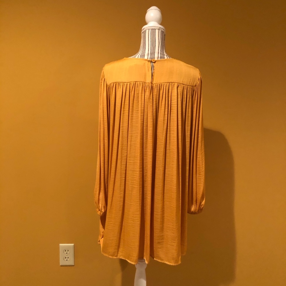 Urban Outfitters Dress - Picture 6 of 8